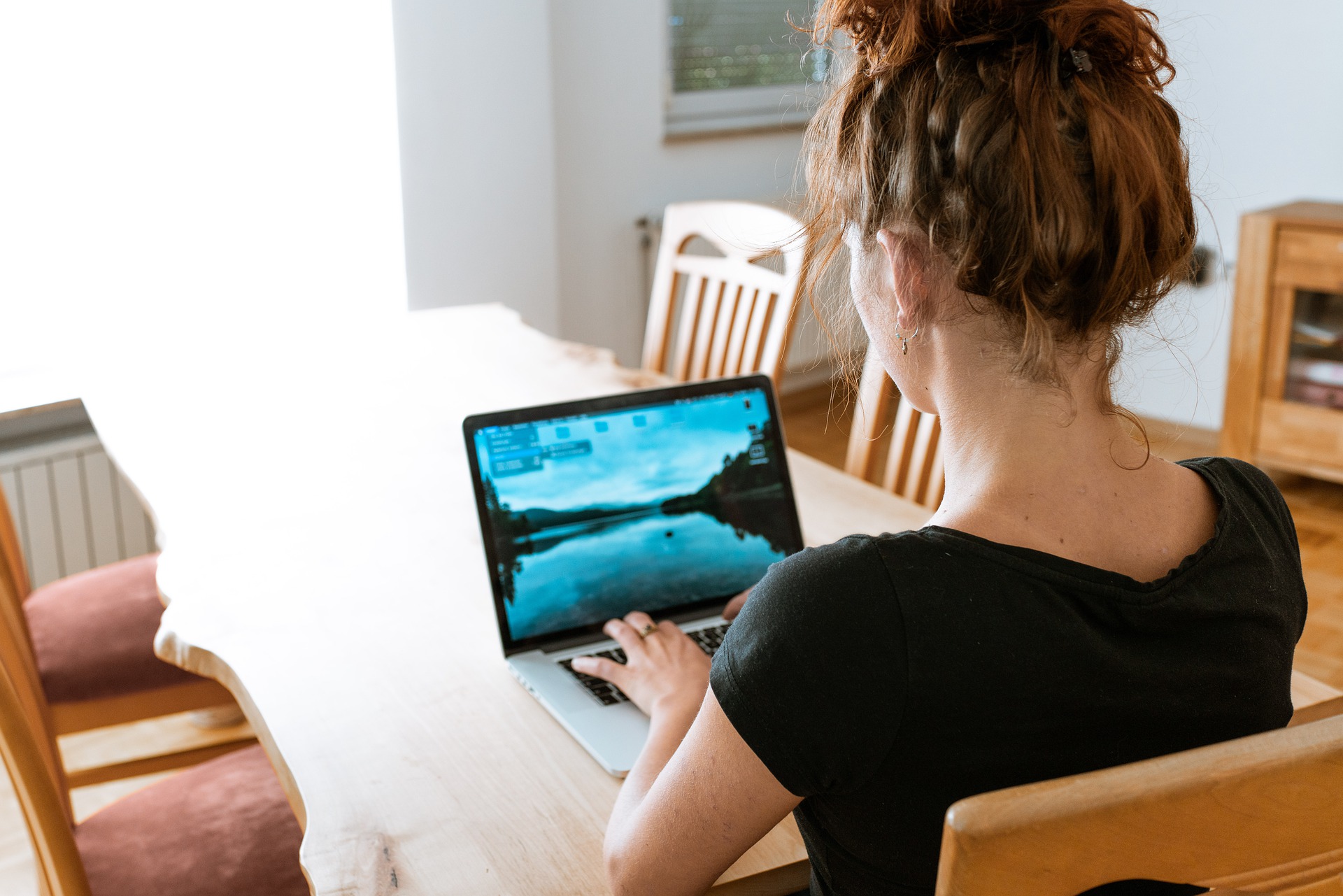 24-hour-small-business-funding-work-anywhere_1920